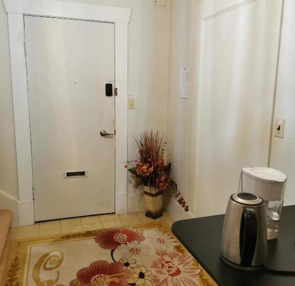 패밀리 스위트, John S House In Vancouver West