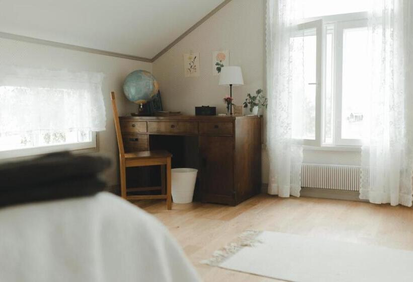 패밀리 룸 공용 욕실, Lillstugans Gästhem Bnb