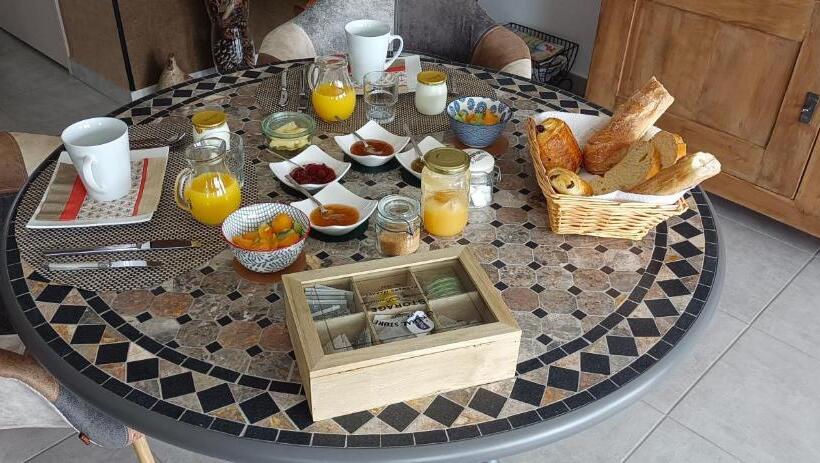 Номер Стандарт, Chambre D Hôte La Paisible