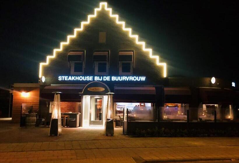 Номер Deluxe с Балконом, Slapen Bij De Buurvrouw
