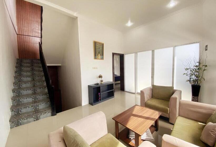 Вилла с 1 спальней и бассейном, Villa View2 Sayriah