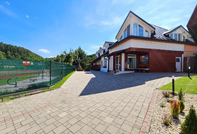 带共用浴室的标准房间, Apartmány Podlavice