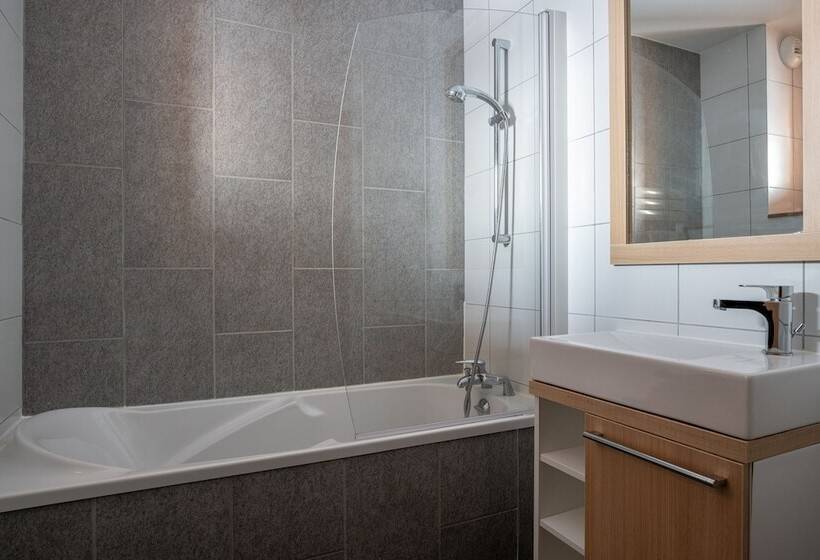 Апартаменты 5 спален, Dormio Resort Les Portes Du Grand Massif