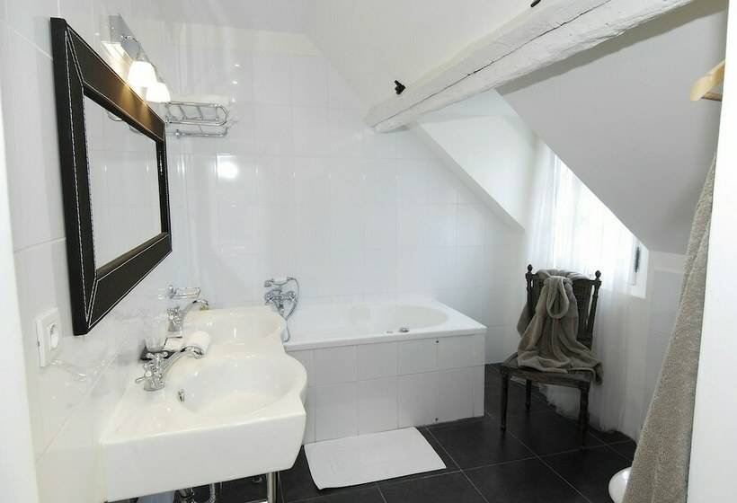 Люкс Повышенной Комфортности, Relais Du Silence Auberge De La Source