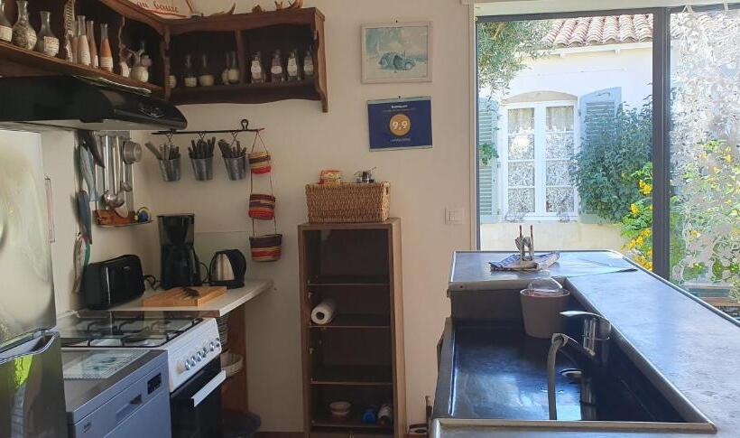 ２ベッドルームハウス, La Passerose 3 Pièces Avec Jardin Au Calme,à 300m De La Plage