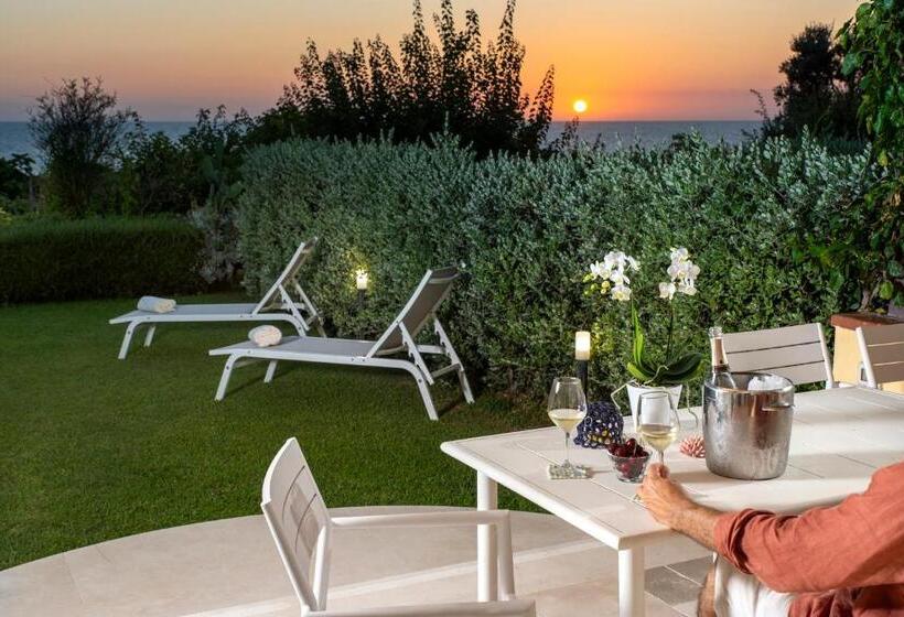 Suíte Júnior Vista Mar, Orablu Exclusive Villas