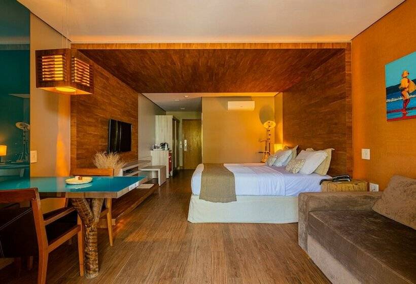 디럭스 스위트, Carmel Charme Resort
