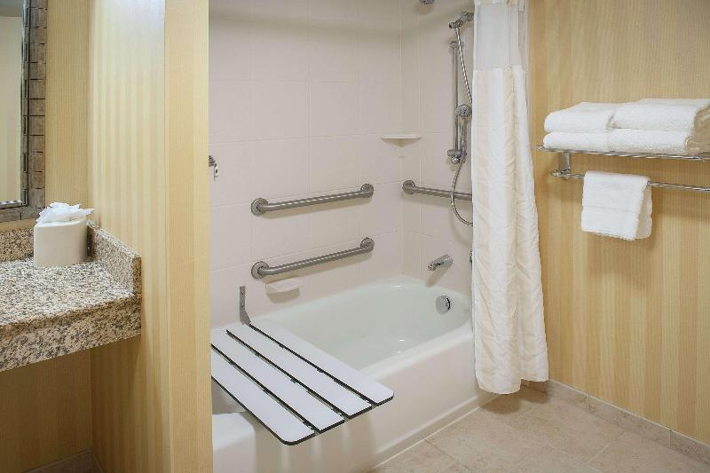 Стандартный Номер Кровать Кинг, Hilton Garden Inn Pensacola Airport Medical Center