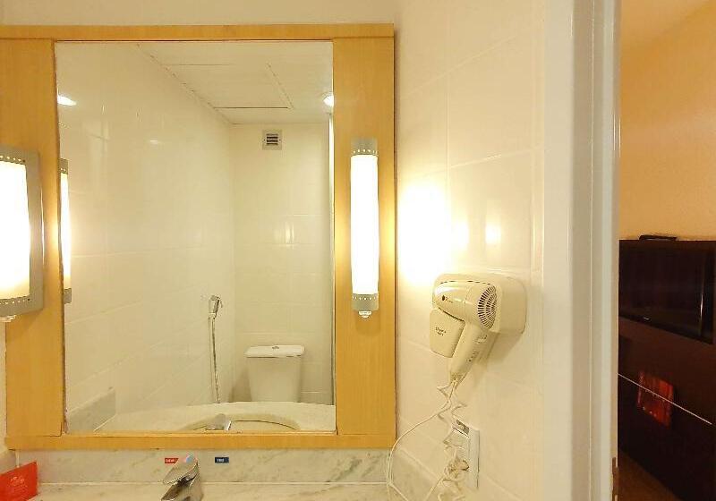 Люкс, Kata Sea Breeze Resort   Sha Plus