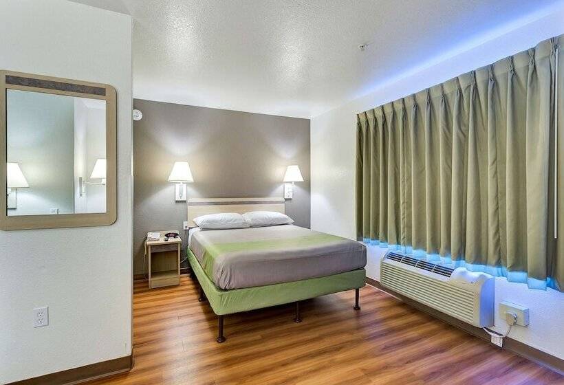 Номер Стандарт Адаптированный для Инвалидов, Motel 6 Belmont, Ca   San Francisco   Redwood City