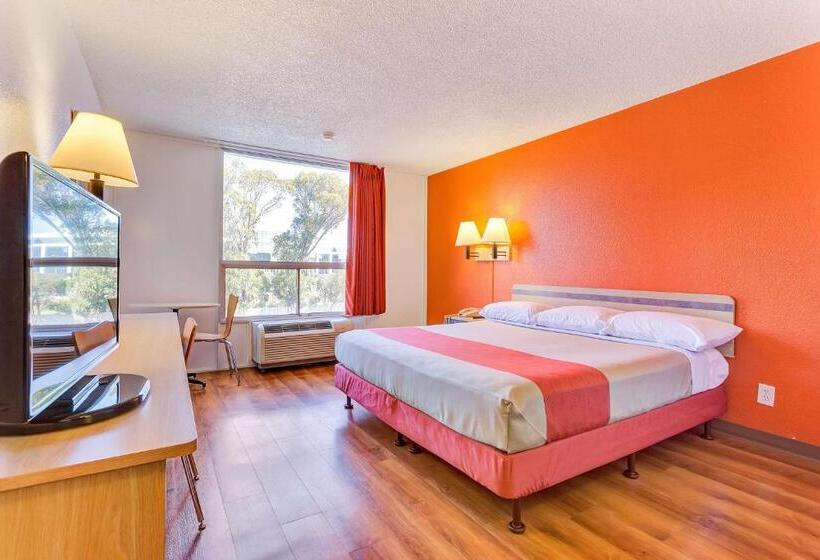 Номер Стандарт Адаптированный для Инвалидов, Motel 6 Belmont, Ca   San Francisco   Redwood City