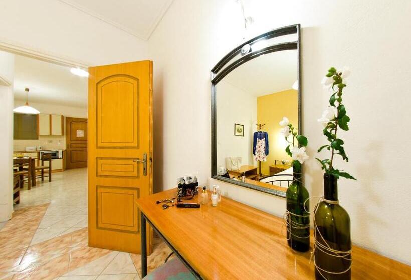 Апартаменты 1 Спальня, Remezzo Studios & Apartments
