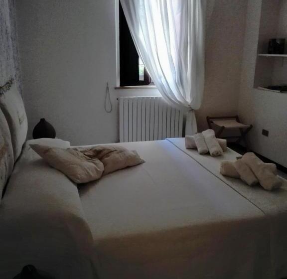 اتاق استاندارد, Il Vicolo Di Ripa B&b