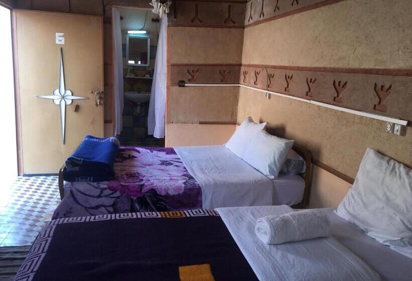 اتاق استاندارد چهار تخته, Hôtel Panoramique De La Vallée