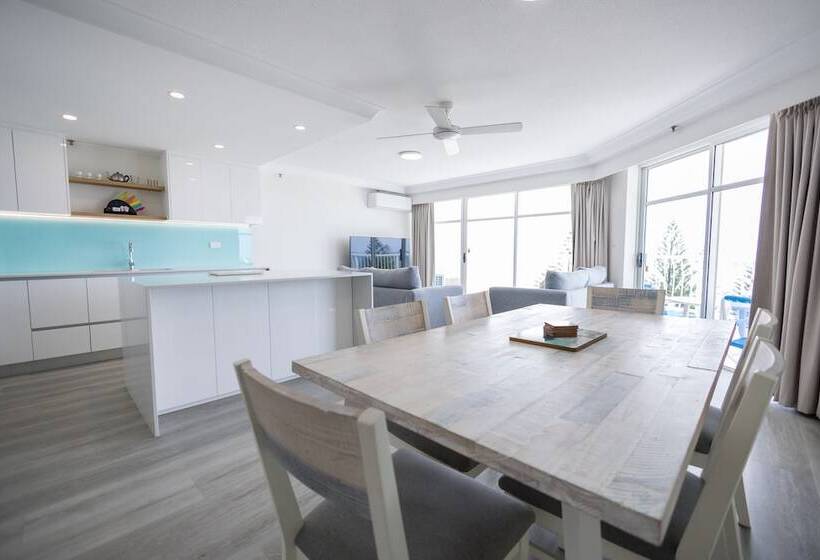 Апартаменты Ejecutiva 2 Спальни, Burleigh Surf Apartments