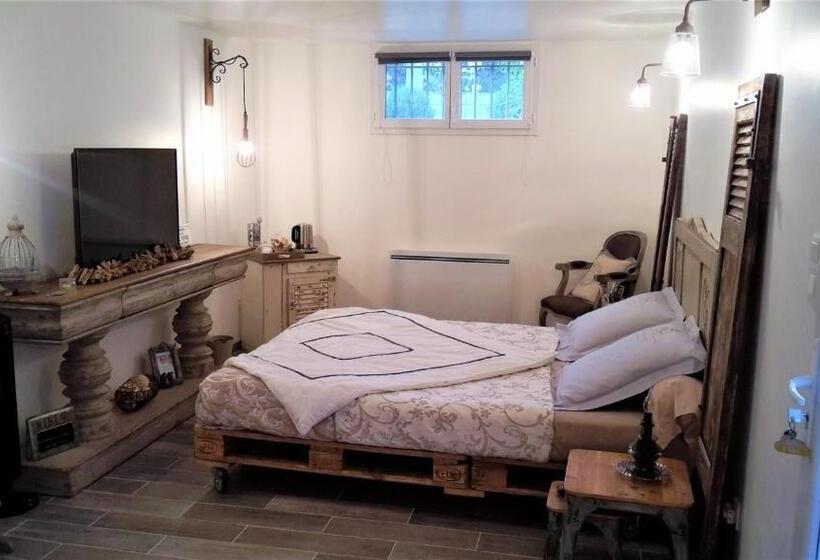 Family Suite, Les Pondres En Vaunage