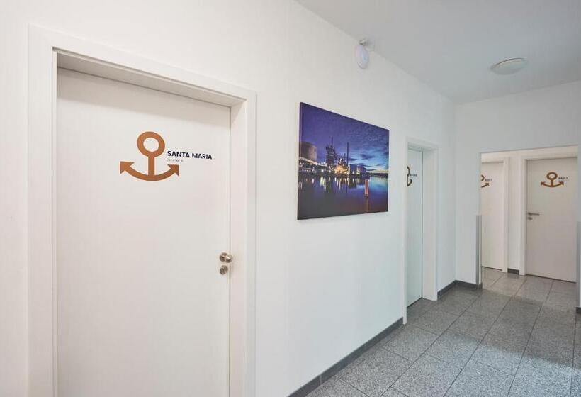 اتاق استاندارد یک نفره, Harbour Apartments