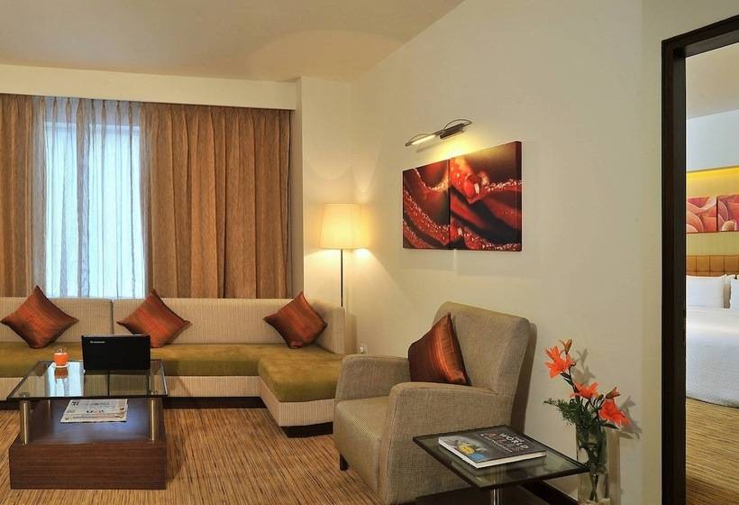 行政套房, Four Points By Sheraton Hotel And Serviced Apartments Pune