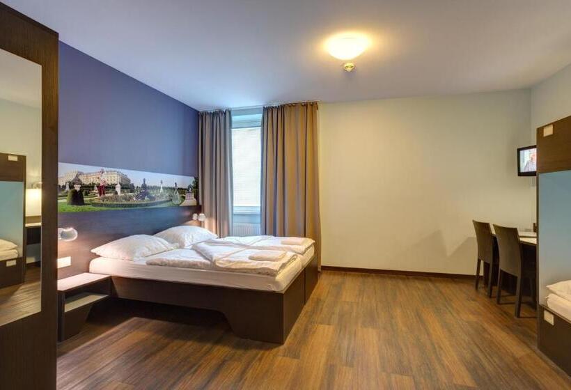 4인용 스탠다드 룸, Meininger Hotel Wien Downtown Sissi