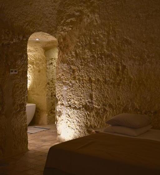מיטת קינג בסוויטה, Le Gaimont Maison D Hôtes Vouvray