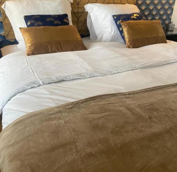 豪华套房, L Escale Appartements Et Suites En Bord De Mer