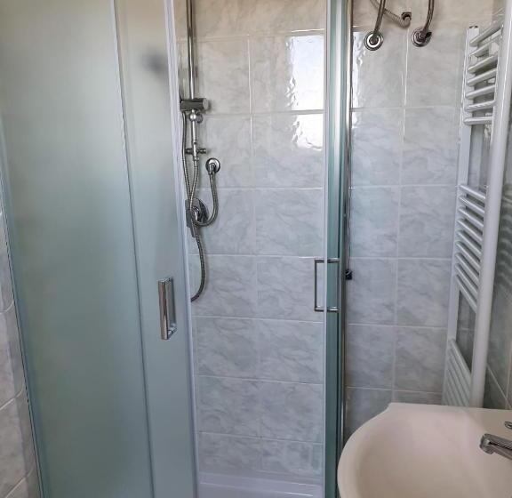 اتاق استاندارد سه نفره, Camere Santa Rita