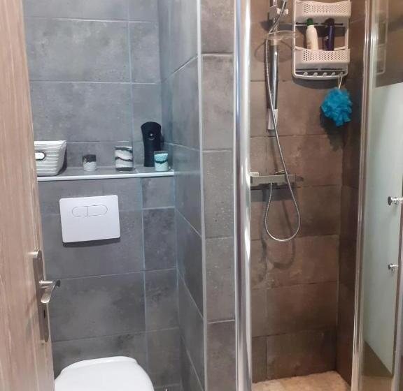 ویلای یک اتاق خوابه با استخر شنا, Villa Jasmin