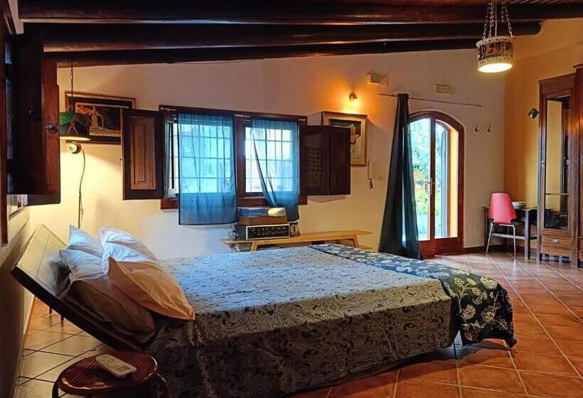 标准间, Aspromonte Yellow House