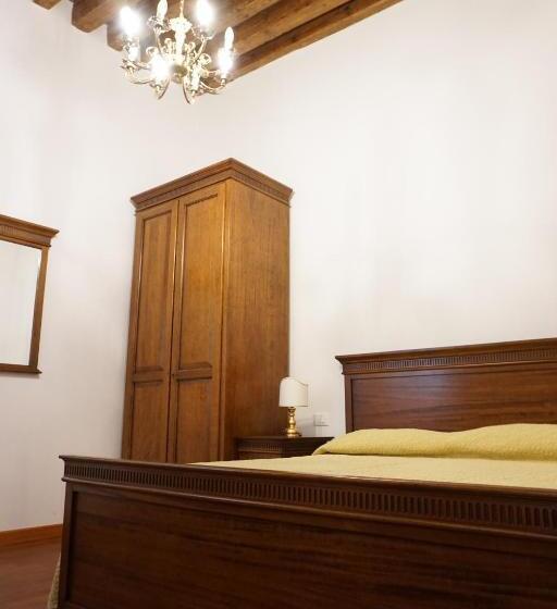 Standard room with outdoor bath, B & B Nina