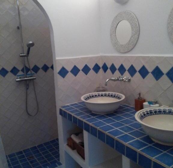 家庭间, Boutique Bed & Breakfast Casa Utopia