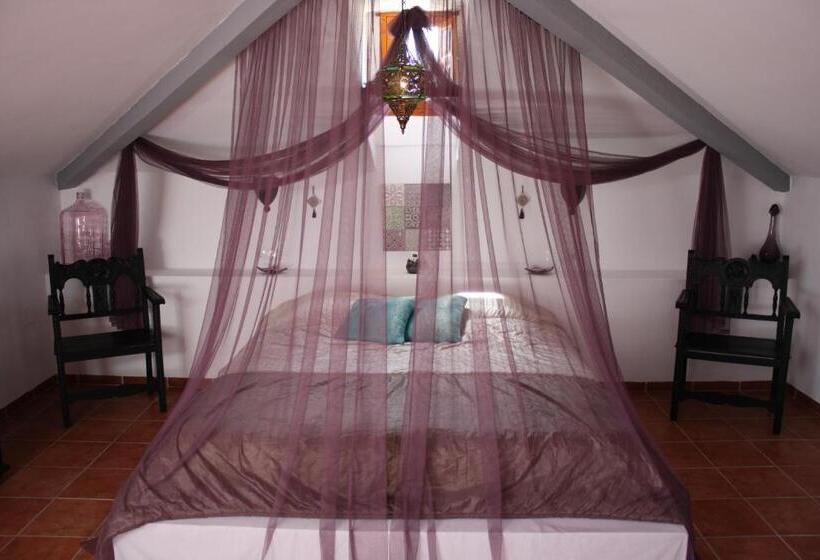 豪华三人间, Boutique Bed & Breakfast Casa Utopia