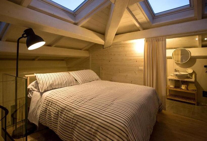 Номер Дюплекс, Sasaràl Suites