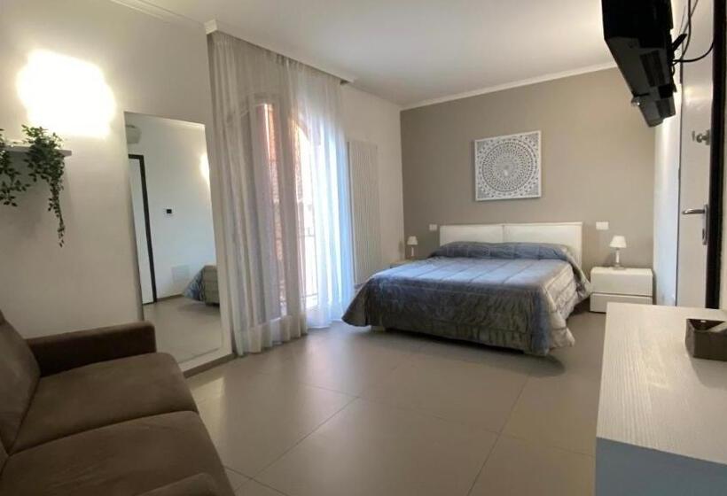 Четырехместный Номер Стандарт с Балконом, B&b Belvedere