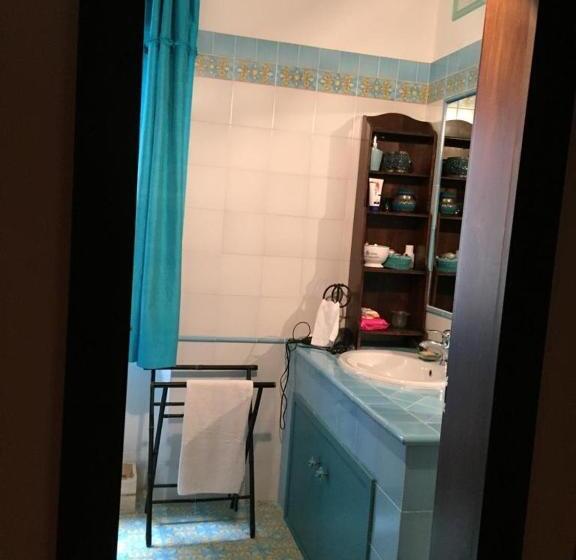 Апартаменты 2 Спальни, Casannunziata   Appartamento Con 2 Camere No Cucina