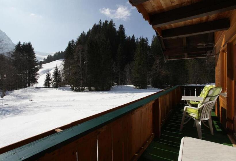 Семейный Номер, Haus Derra
