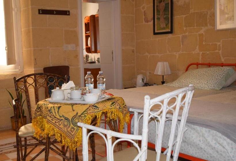 اتاق لوکس, Maria Townhouse Heart Of Victoria B&b