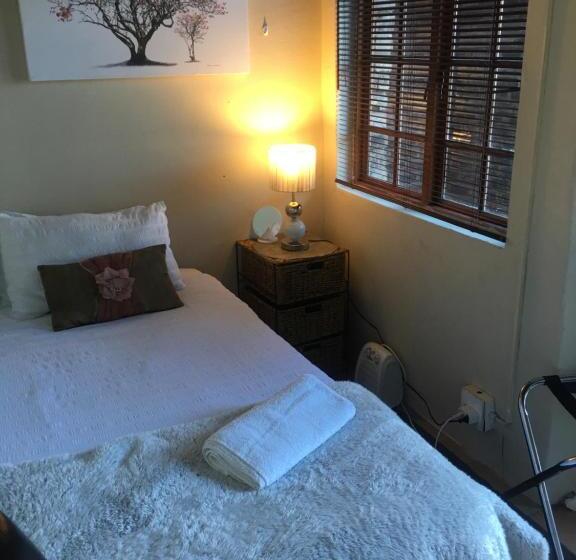 キングサイズベッドのデラックススイート, Walmer Heights Guest House