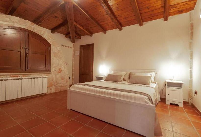 Номер Стандарт Трехместный, B&b Lucamaria