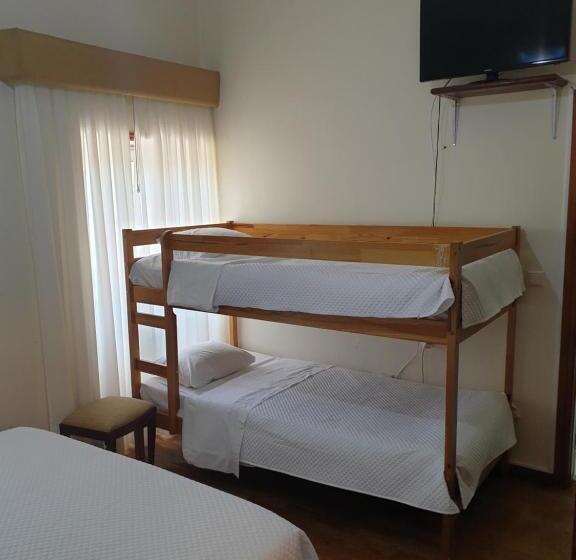 四人标准间, Hostel Do Ermal