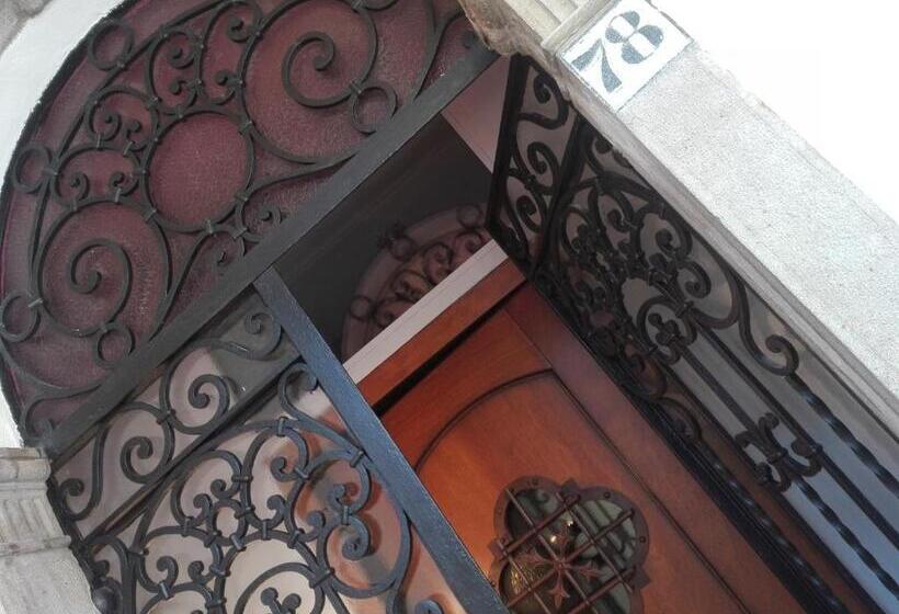 Suite Familiar, L Antico Lido Venice