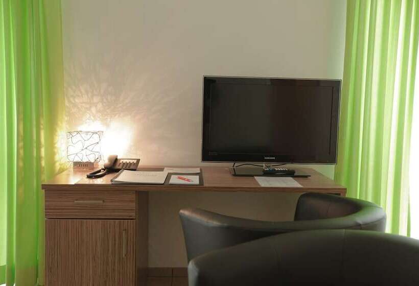 Апартаменты 1 Спальня, Boardinghouse Home   Adults Only