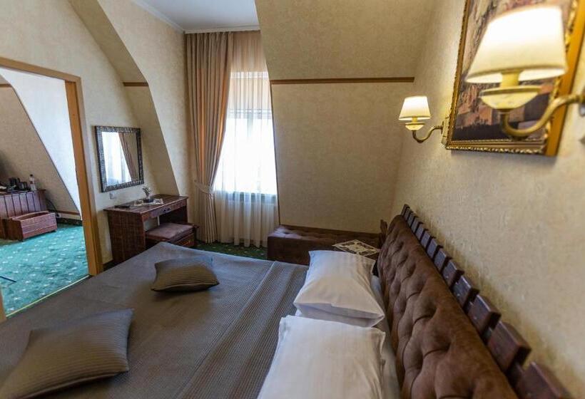 스위트, Premier Hotel Palazzo