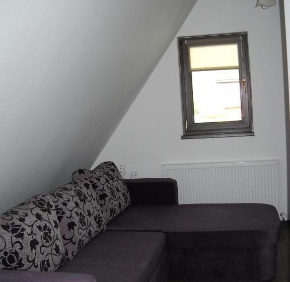 سوییت, Casa Altfel