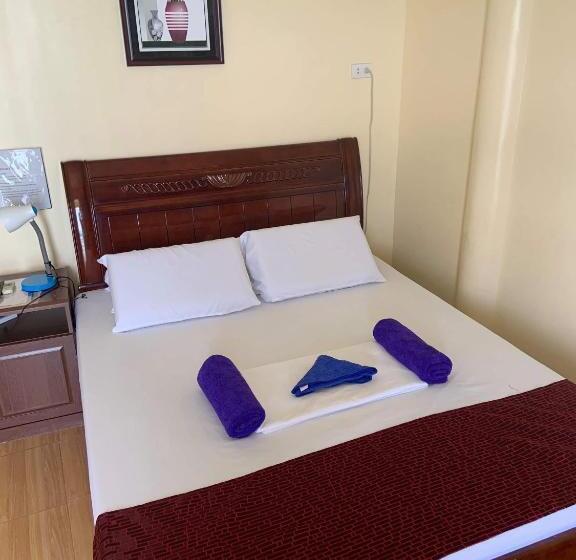 Номер Deluxe Вид на Море с Балконом, Sascha S Resort Oslob