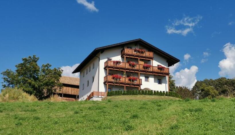 ２ベッドルームアパートメント, Gfliererhof