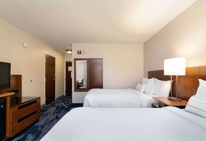 ２ダブルベッドのスタンダードルーム, Fairfield Inn & Suites Savannah Airport