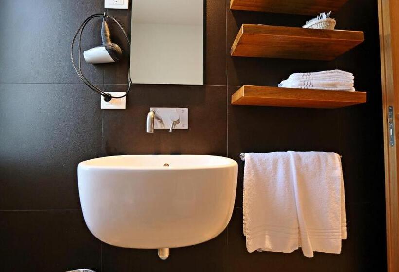 اتاق سوپریور, Country Hotel Le Querce