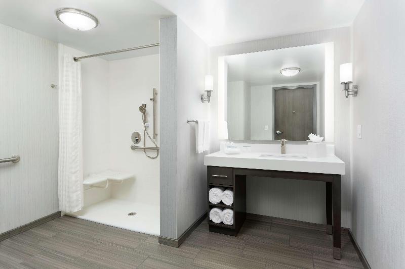 سوئیت با تخت بزرگ, Holiday Inn Reynosa Industrial Poniente, An Ihg