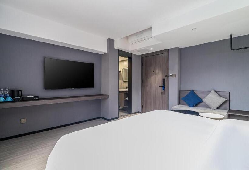디럭스 룸, Insail Hotels