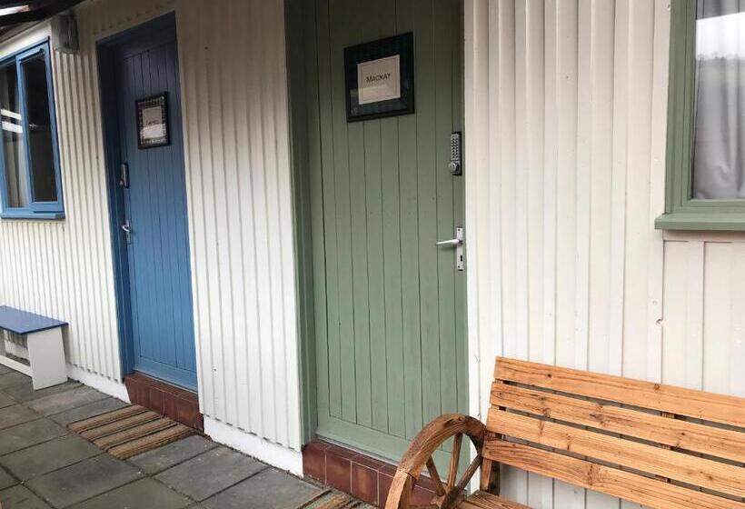 Четырехместный Номер Стандарт, Loch Ness Backpackers Lodge